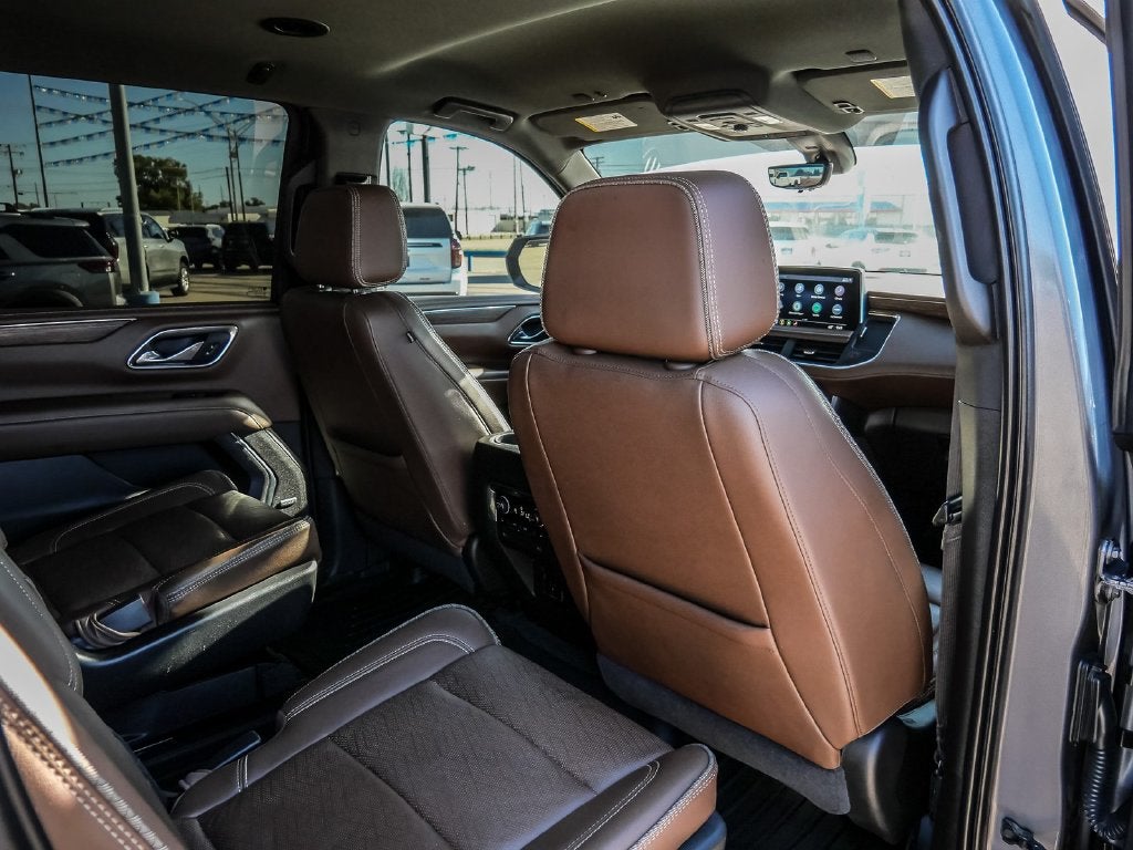 2021 Chevrolet Suburban High Country