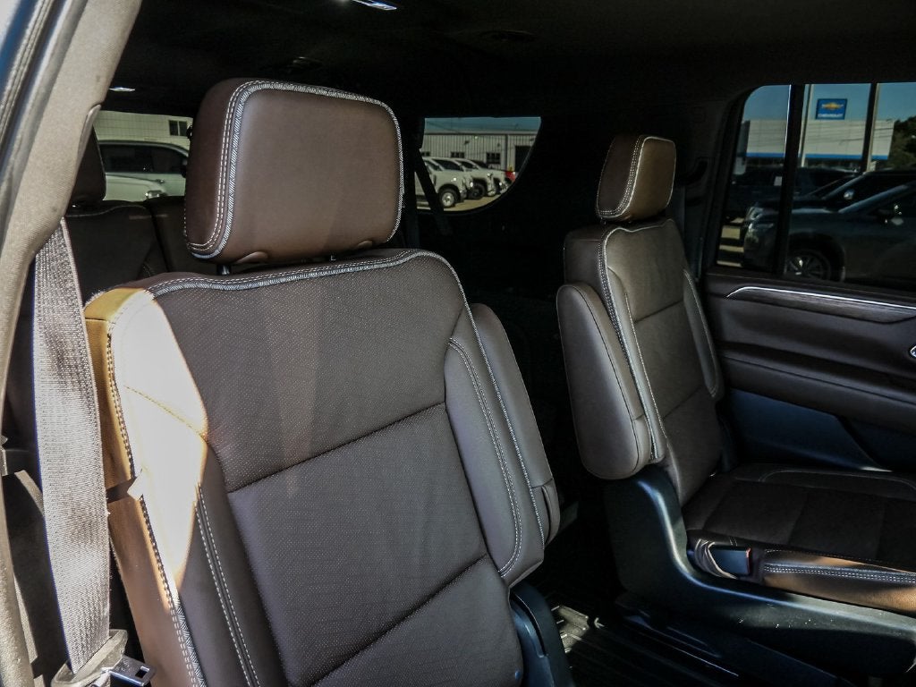 2021 Chevrolet Suburban High Country