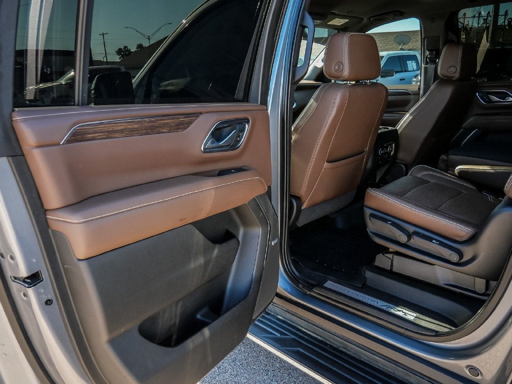 2021 Chevrolet Suburban High Country