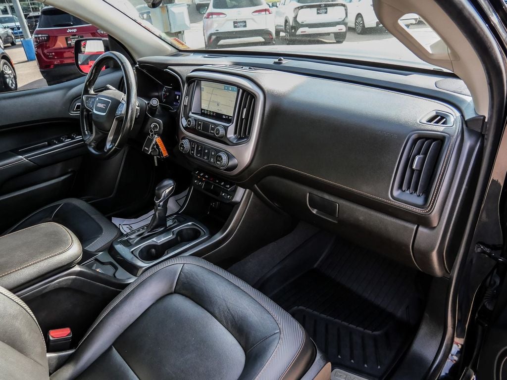 2022 GMC Canyon AT4 w/Leather