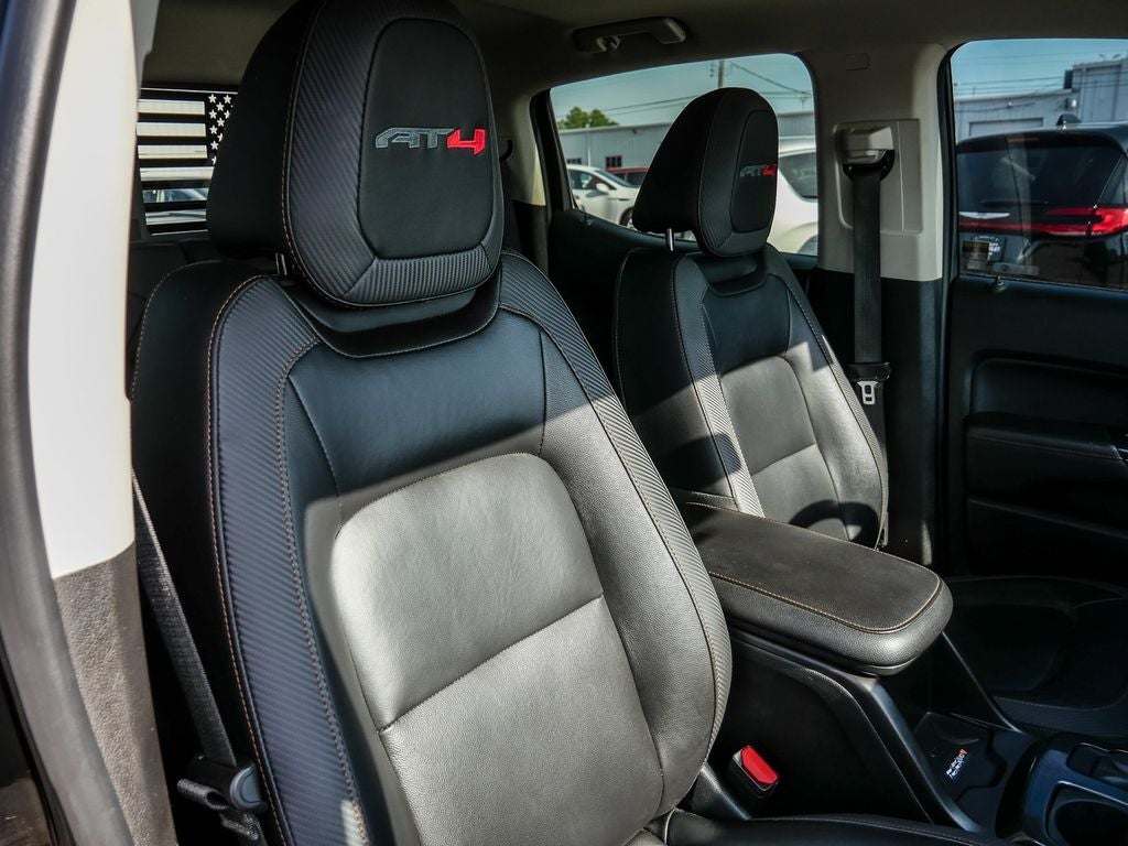 2022 GMC Canyon AT4 w/Leather