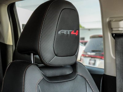 2022 GMC Canyon AT4 w/Leather