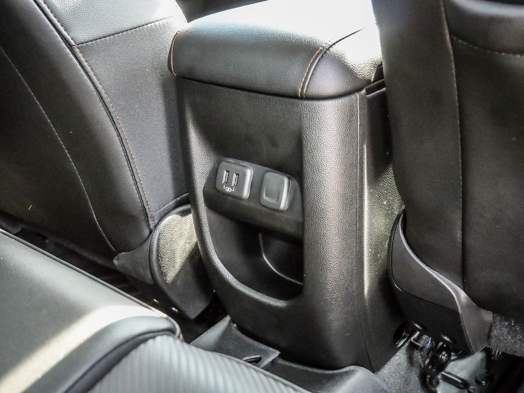 2022 GMC Canyon AT4 w/Leather