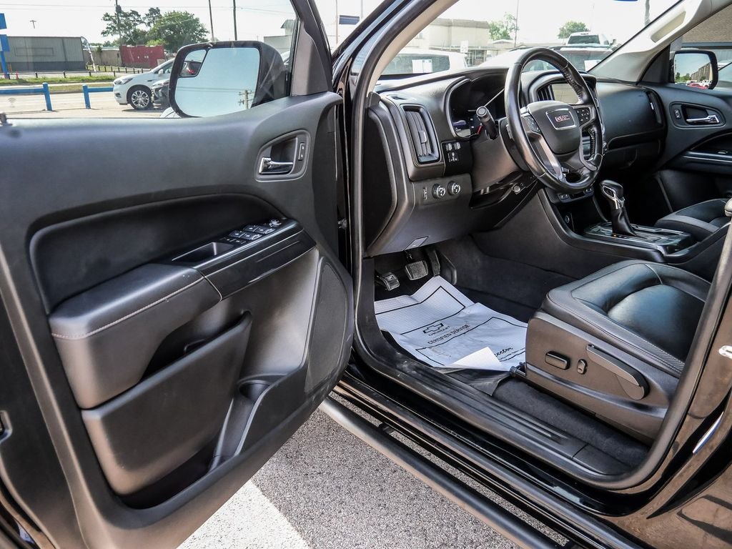 2022 GMC Canyon AT4 w/Leather