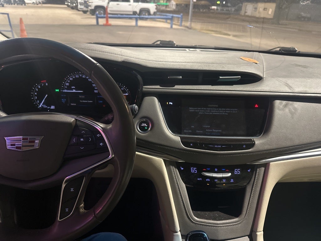 2017 Cadillac XT5 Luxury