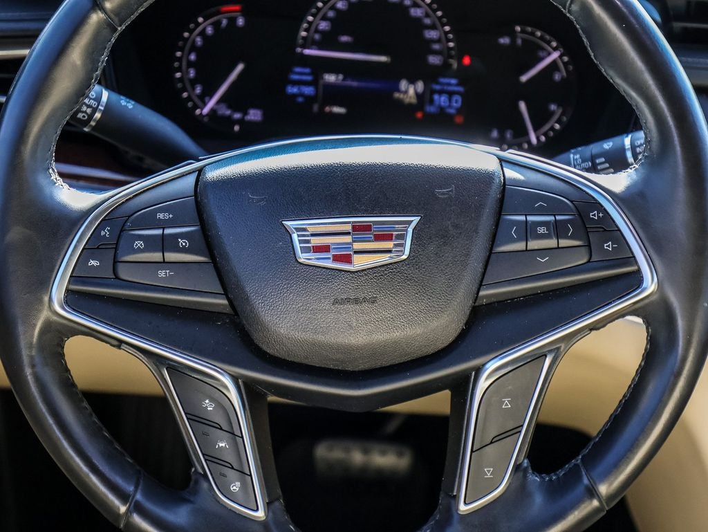 2018 Cadillac XT5 Luxury