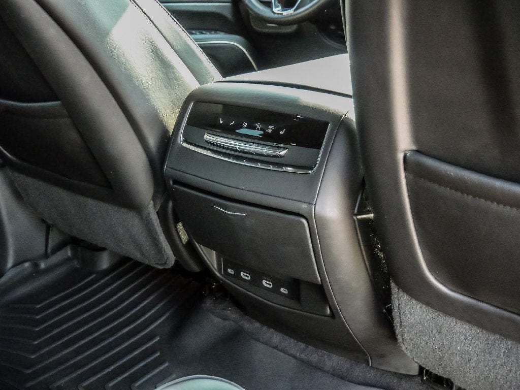 2023 Cadillac Escalade Premium Luxury Platinum