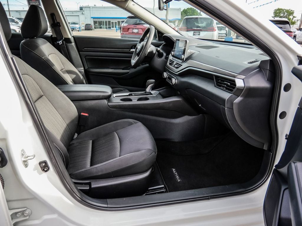 2025 Nissan Altima 2.5 SV