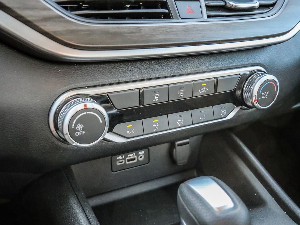 2025 Nissan Altima 2.5 SV AWD
