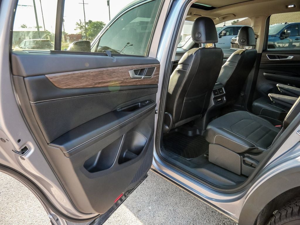 2024 Volkswagen Atlas 2.0T SEL