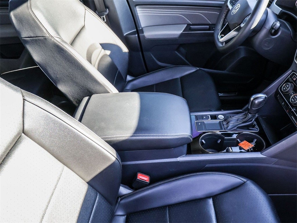 2022 Volkswagen Atlas 3.6L V6 SE w/Technology