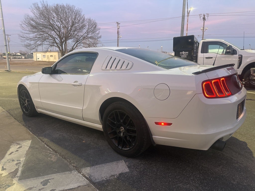 2014 Ford Mustang V6
