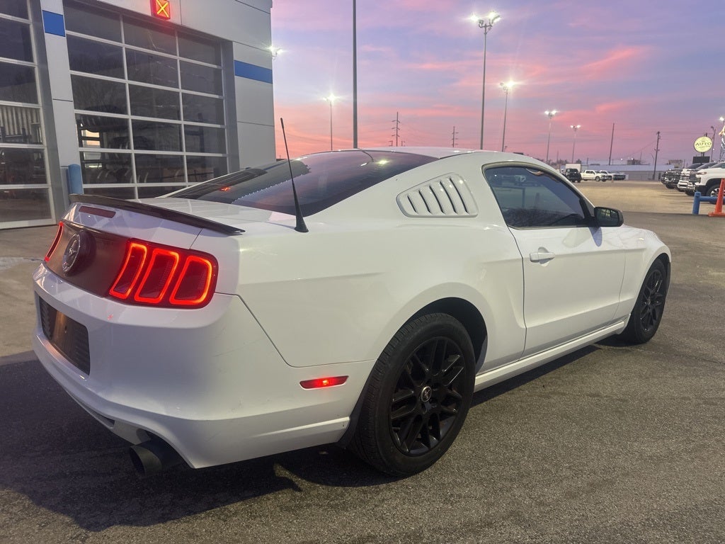2014 Ford Mustang V6
