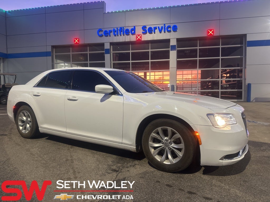 2015 Chrysler 300 Limited