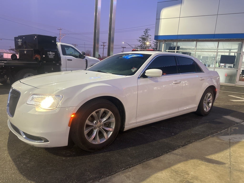 2015 Chrysler 300 Limited