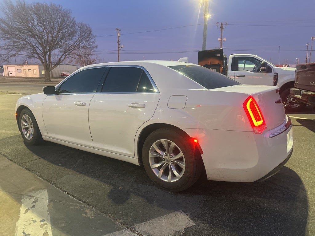2015 Chrysler 300 Limited