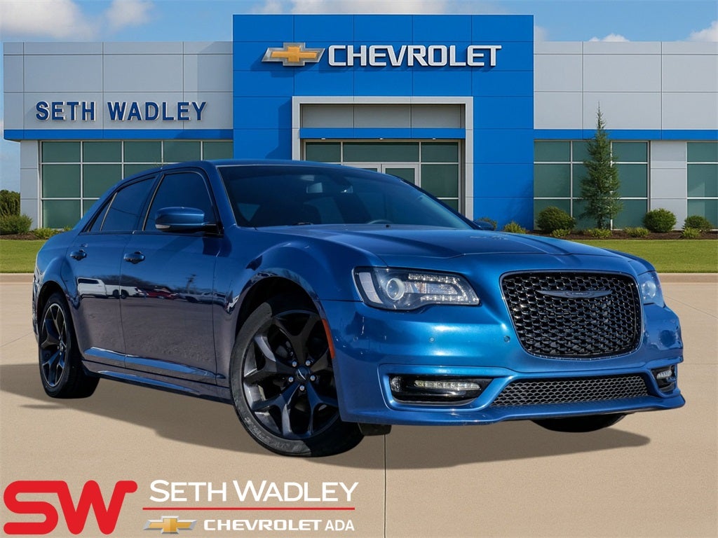 2022 Chrysler 300 Touring