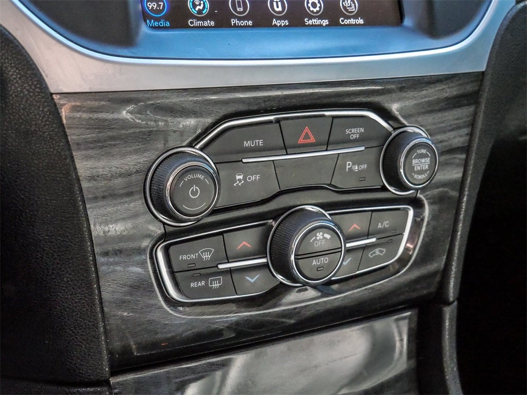 2022 Chrysler 300 Touring