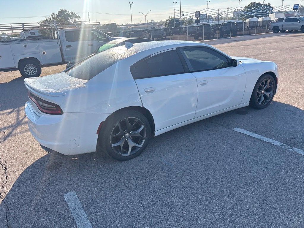 2015 Dodge Charger SXT