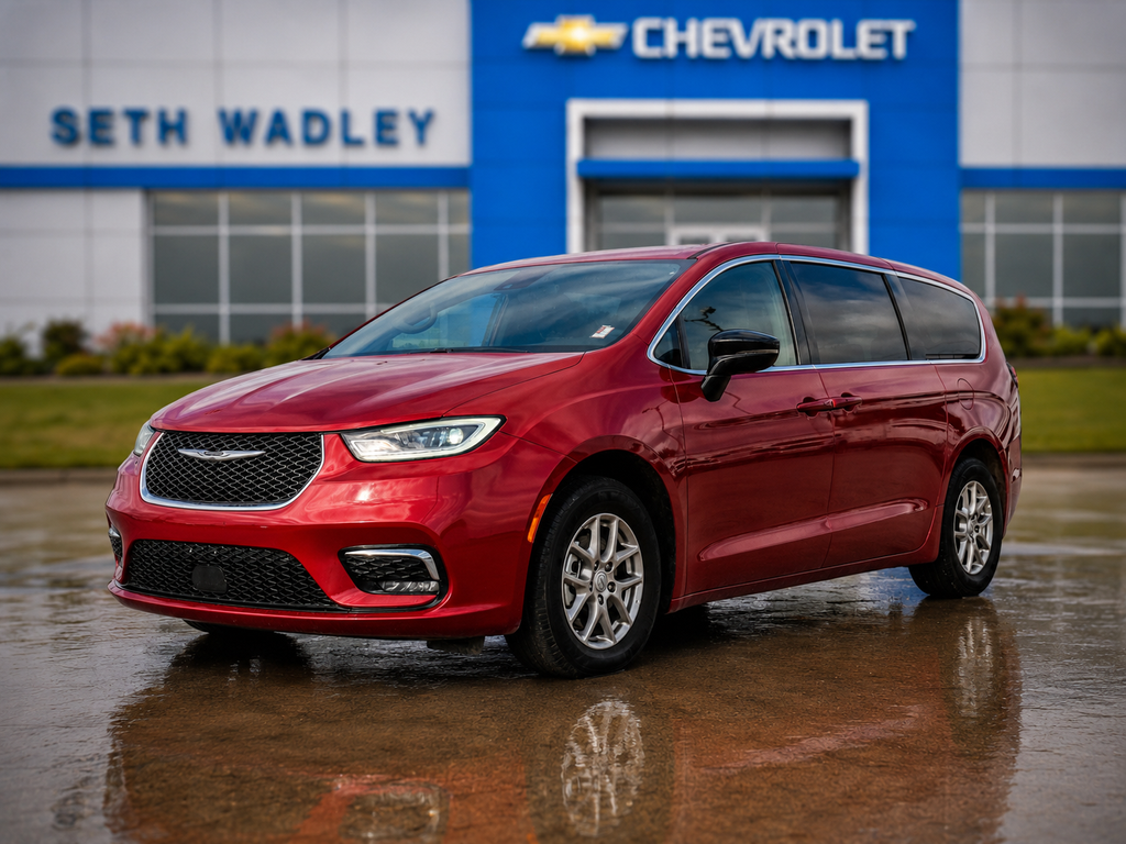 2025 Chrysler Pacifica Select