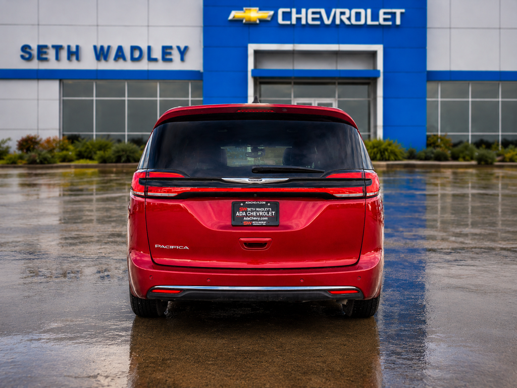 2025 Chrysler Pacifica Select