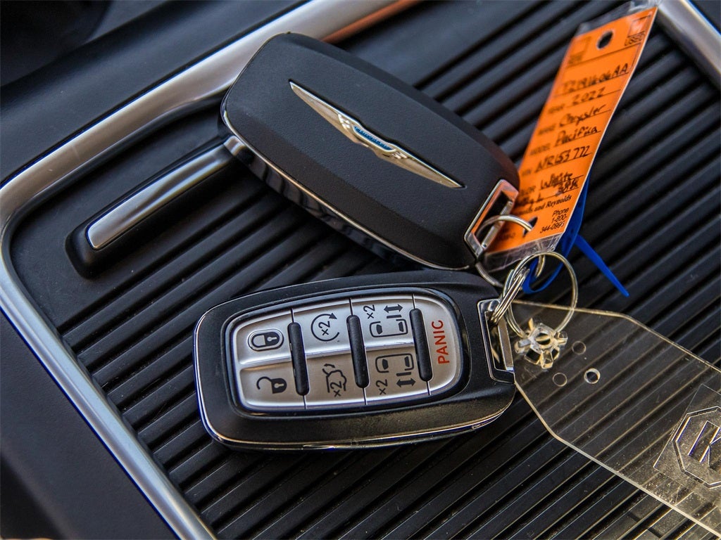 2022 Chrysler Pacifica Touring L