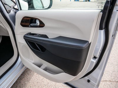 2024 Chrysler Pacifica Limited