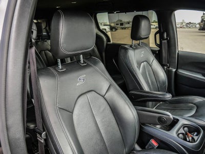 2021 Chrysler Pacifica Hybrid Touring L