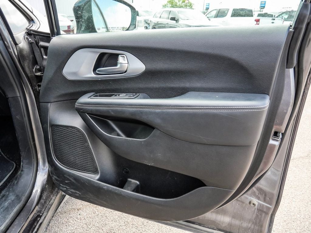 2021 Chrysler Pacifica Hybrid Touring L