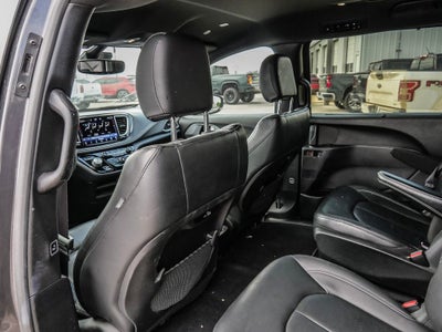 2021 Chrysler Pacifica Hybrid Touring L