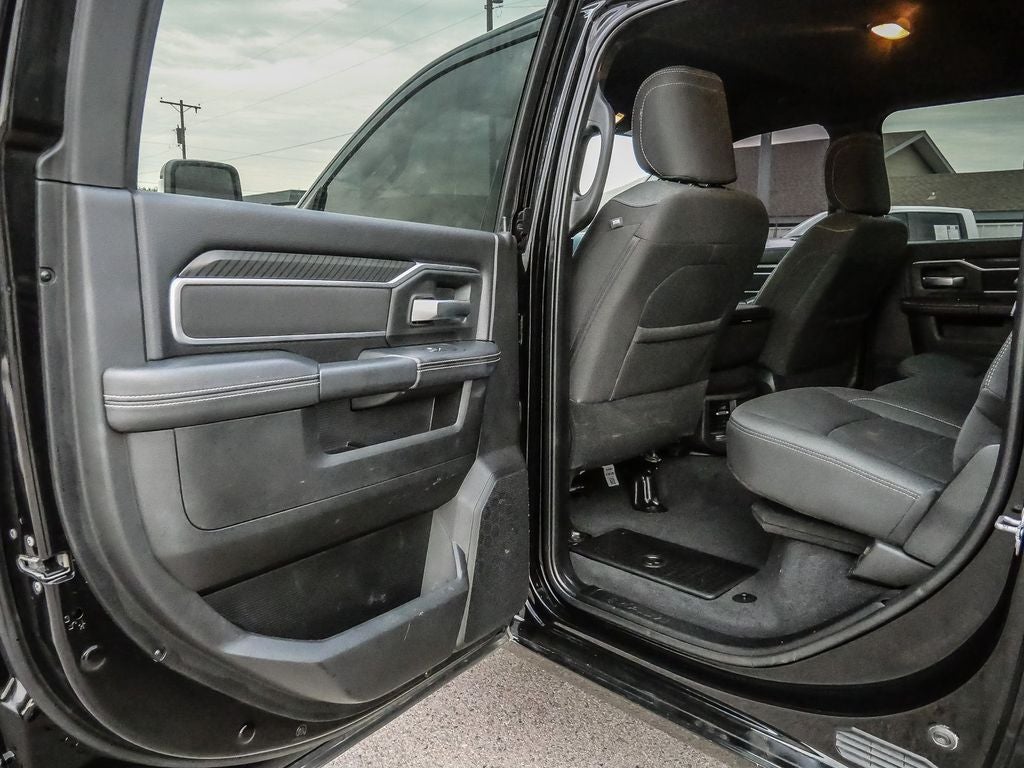 2025 RAM 3500 Big Horn DRW