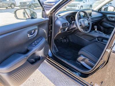 2025 Honda HR-V LX