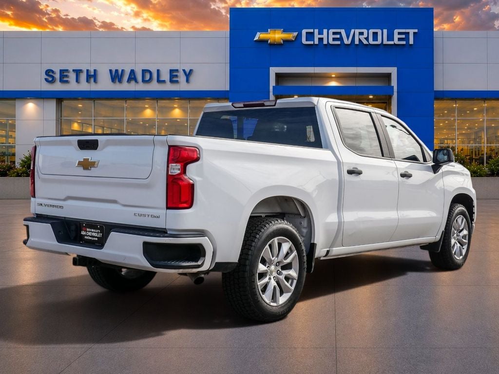 2022 Chevrolet Silverado 1500 LTD Custom