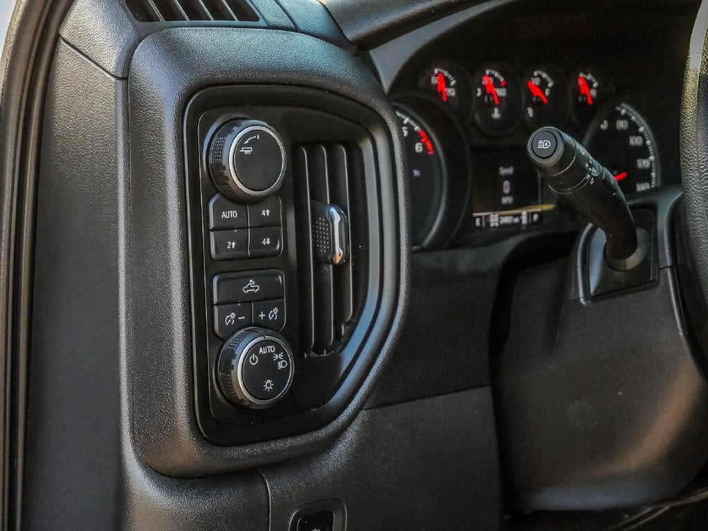 2025 Chevrolet Silverado 1500 Custom Trail Boss Z71