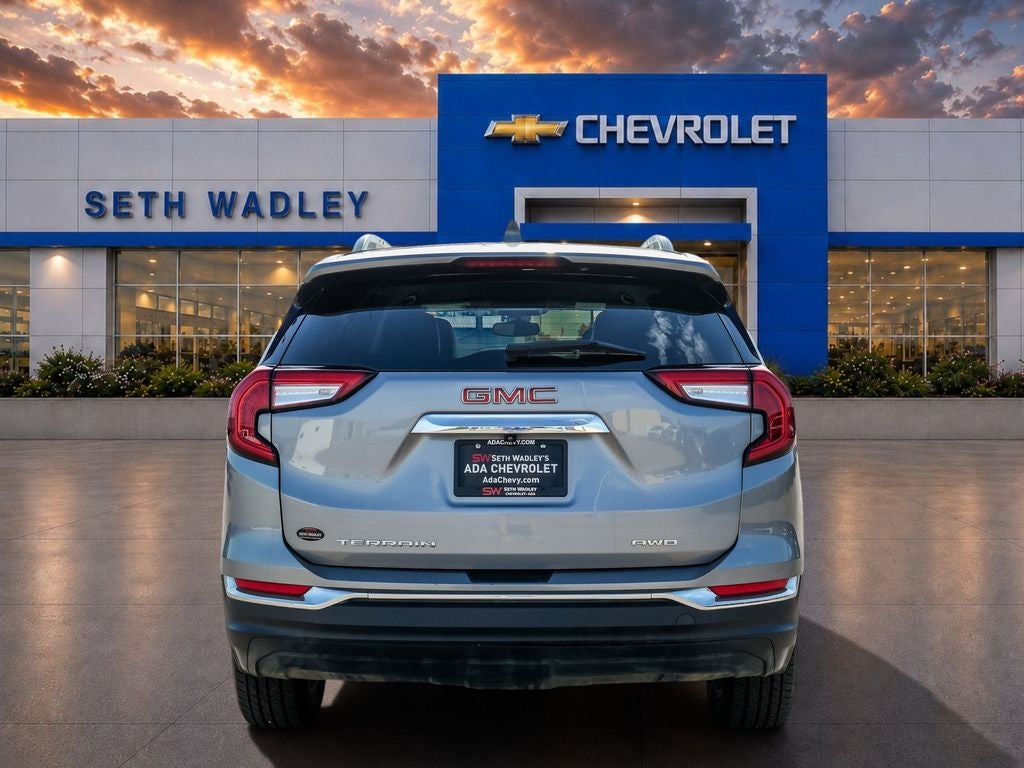 2024 GMC Terrain SLT