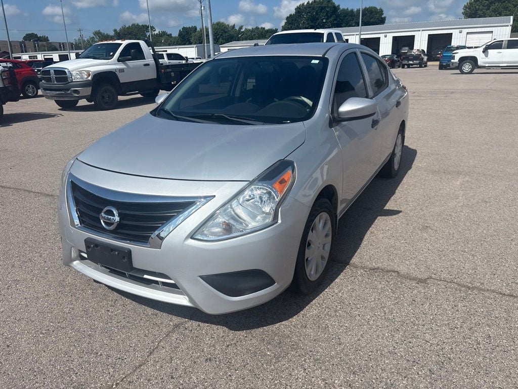 2018 Nissan Versa 1.6 S Plus