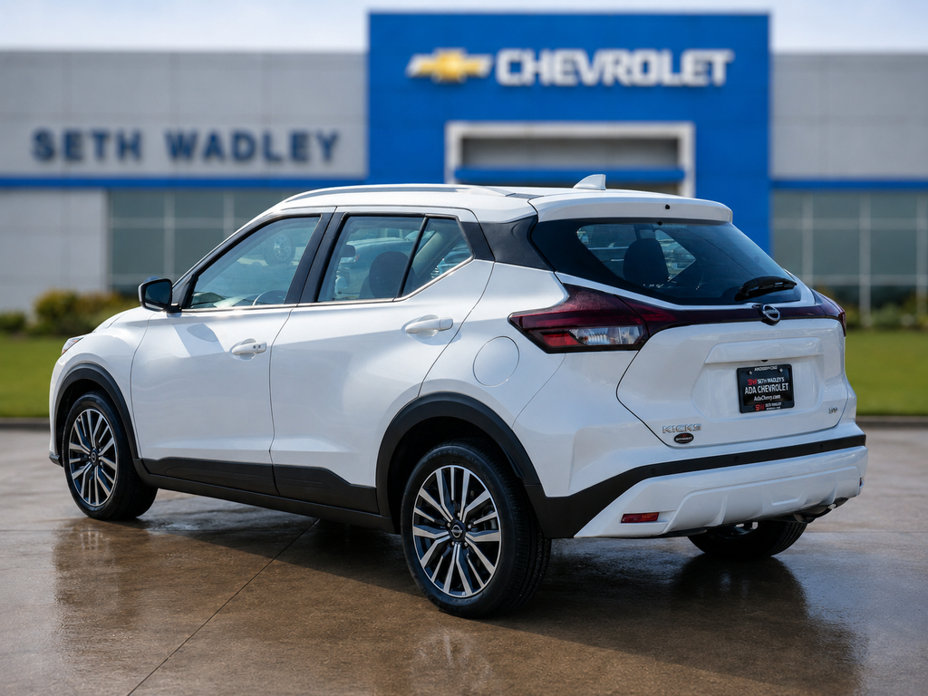 2023 Nissan Kicks SV