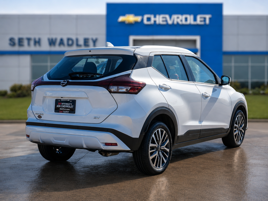 2023 Nissan Kicks SV
