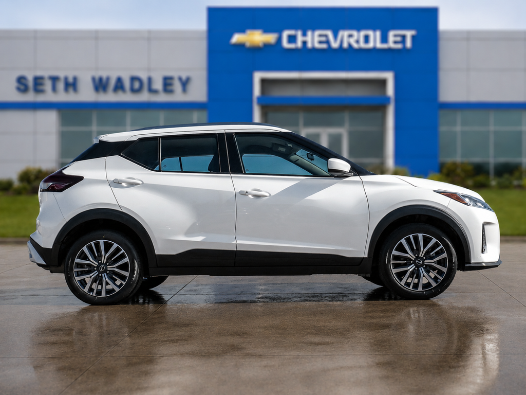 2023 Nissan Kicks SV