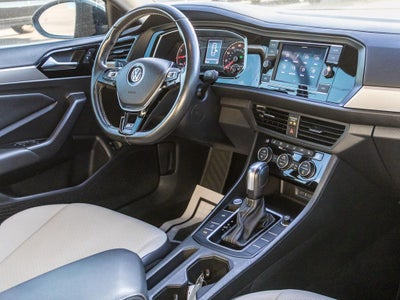 2020 Volkswagen Jetta R-Line