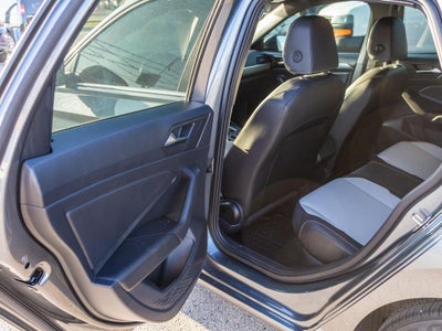 2020 Volkswagen Jetta R-Line
