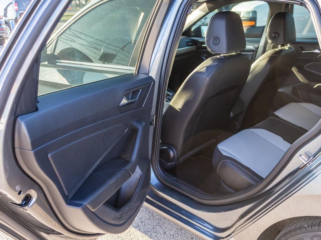 2020 Volkswagen Jetta R-Line