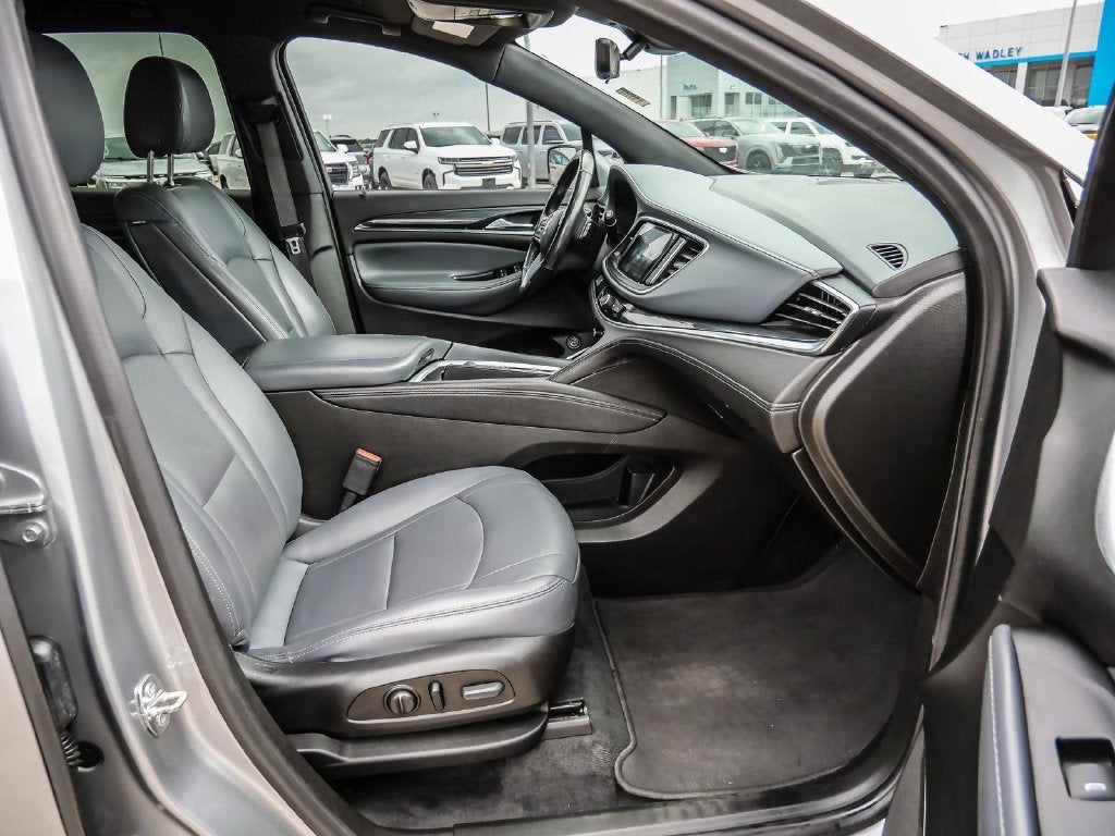 2024 Buick Enclave Essence