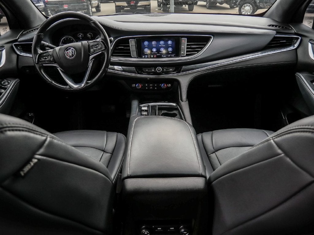 2024 Buick Enclave Essence