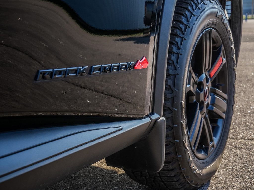 2025 Nissan Rogue Rock Creek