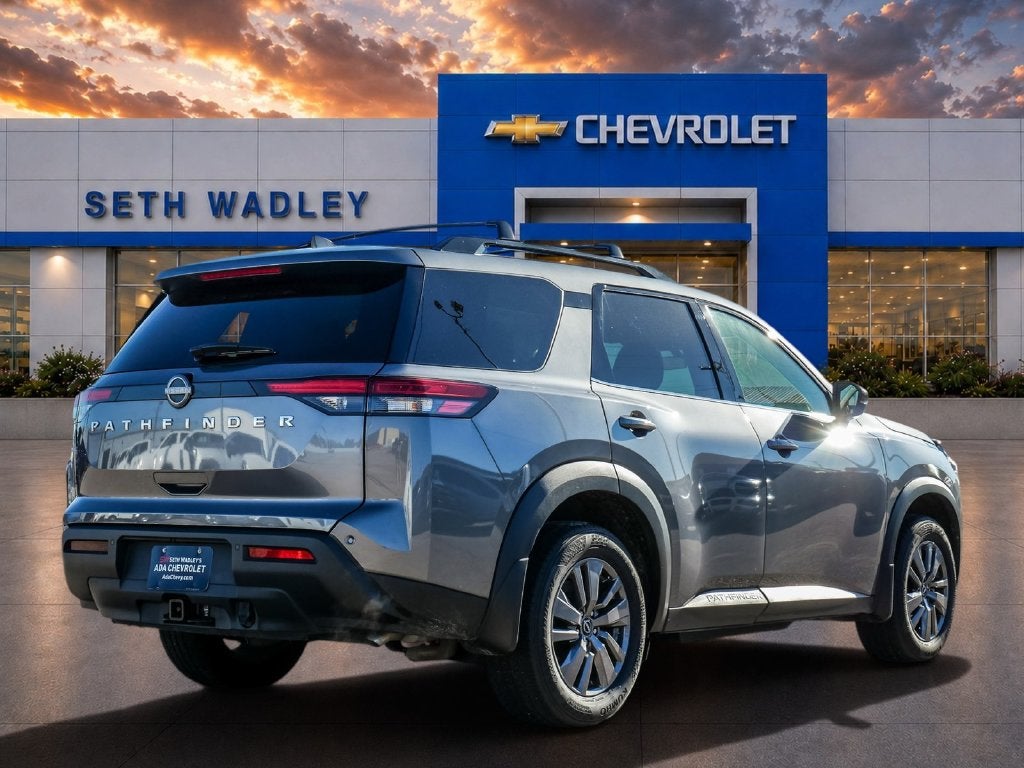 2025 Nissan Pathfinder SV