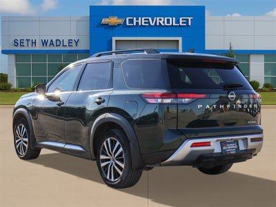 2024 Nissan Pathfinder Platinum