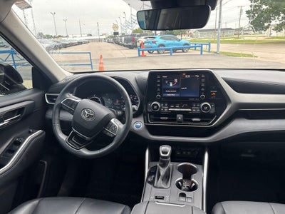 2020 Toyota Highlander Hybrid XLE