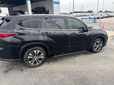 2020 Toyota Highlander Hybrid XLE