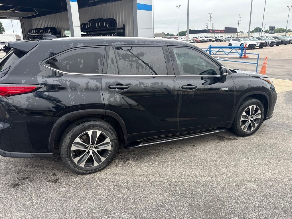 2020 Toyota Highlander Hybrid XLE